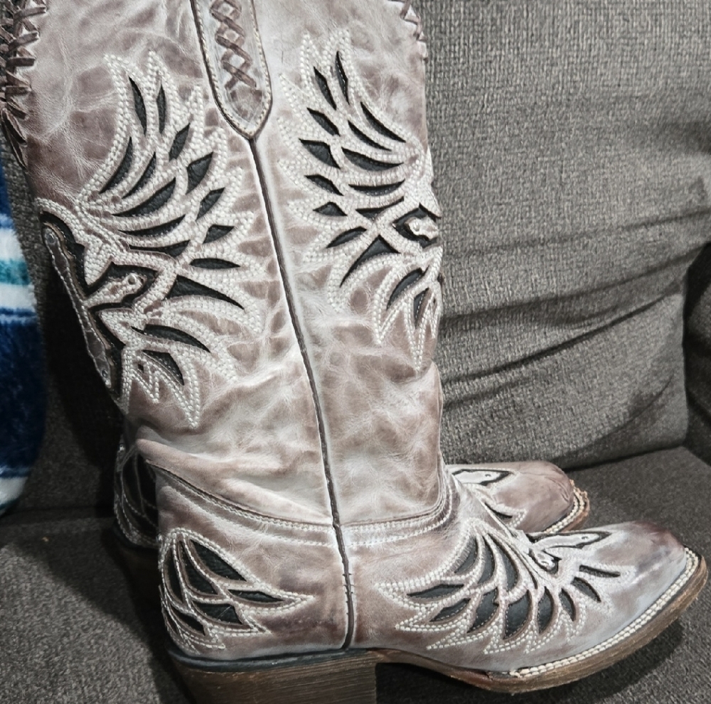 J.B. Dillon Gray Heeled Boots with Intricate Design